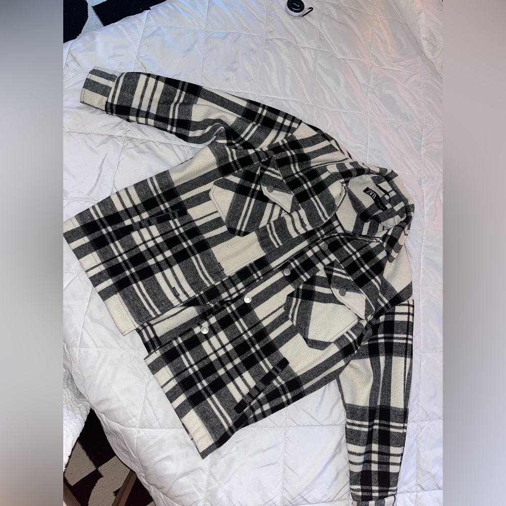 Zara Oversized Black and white Plaid Shacket